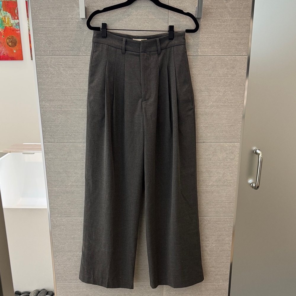 Elegant Gray Women's Wide-Leg Pants